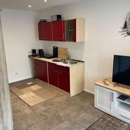 Ferienwohnung Nora Mit Blick Auf Den Ribnitzer See Экстерьер фото